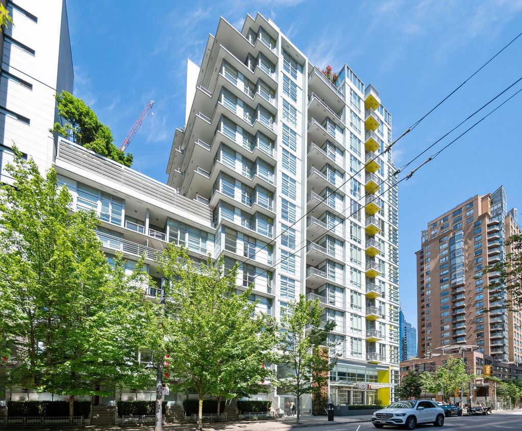 listing image 1105045113380120584