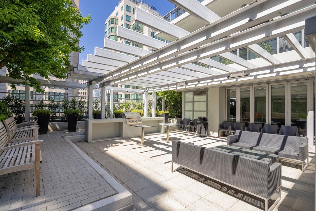 listing image 1106089910861015914