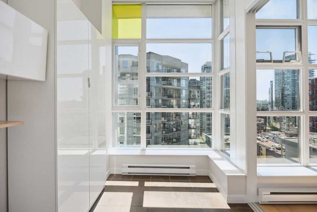 listing image 1109301800602012472