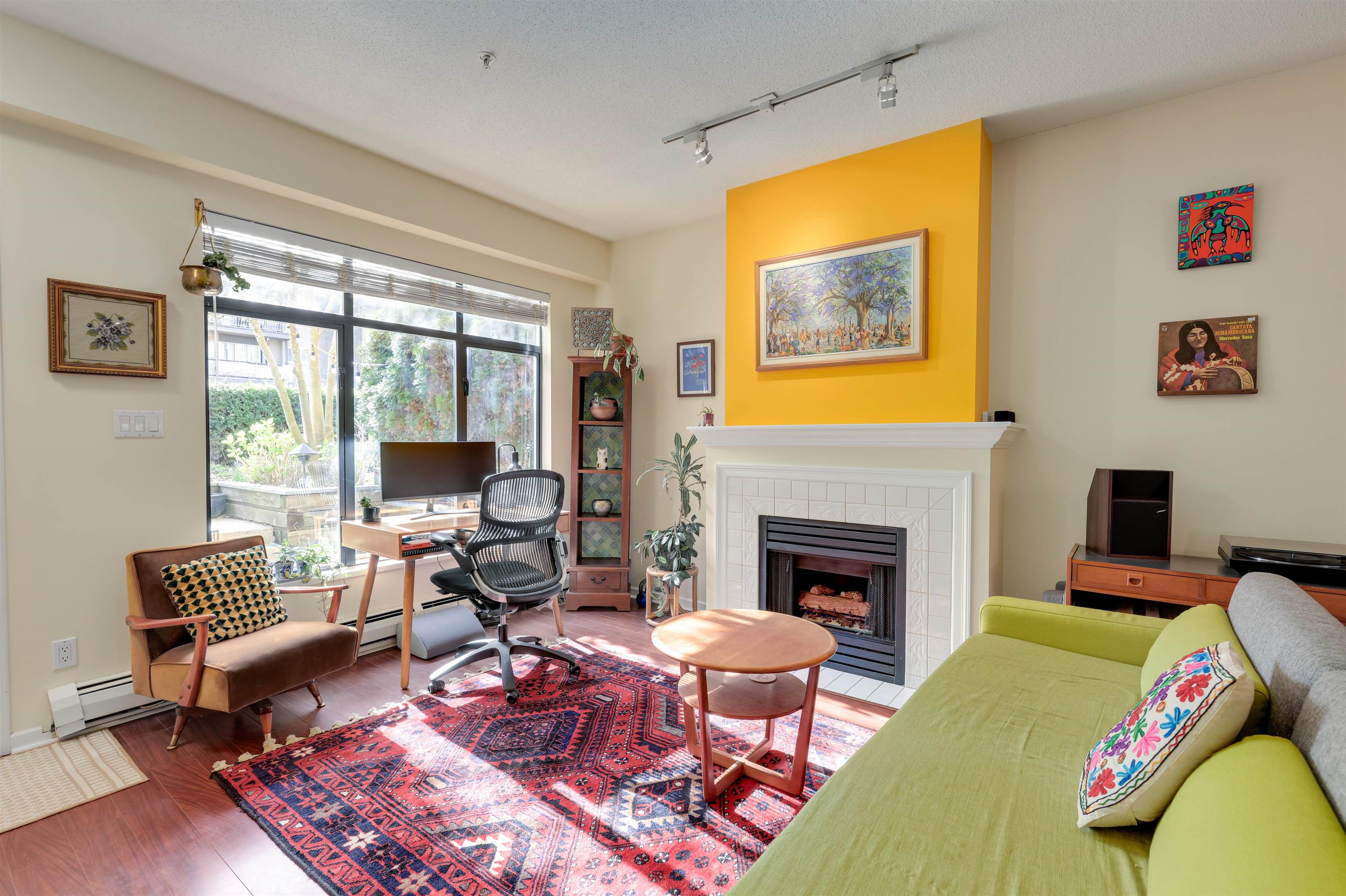 221 Ash Street 6