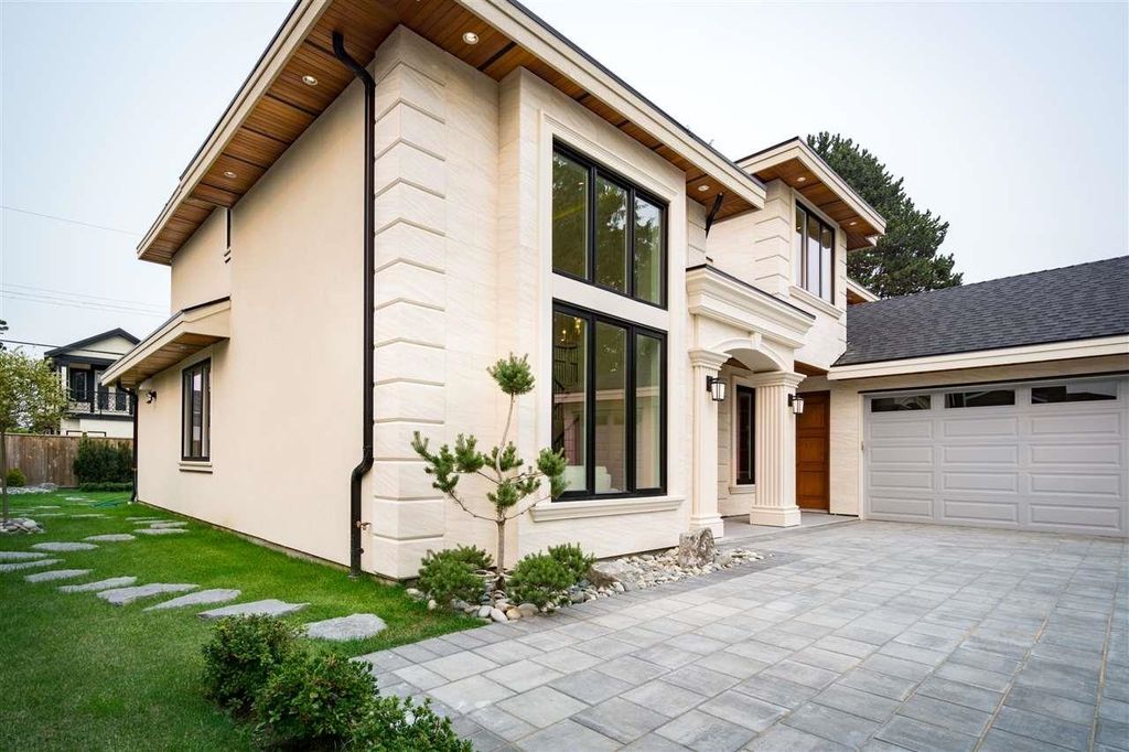 listing image 1102540230076688243