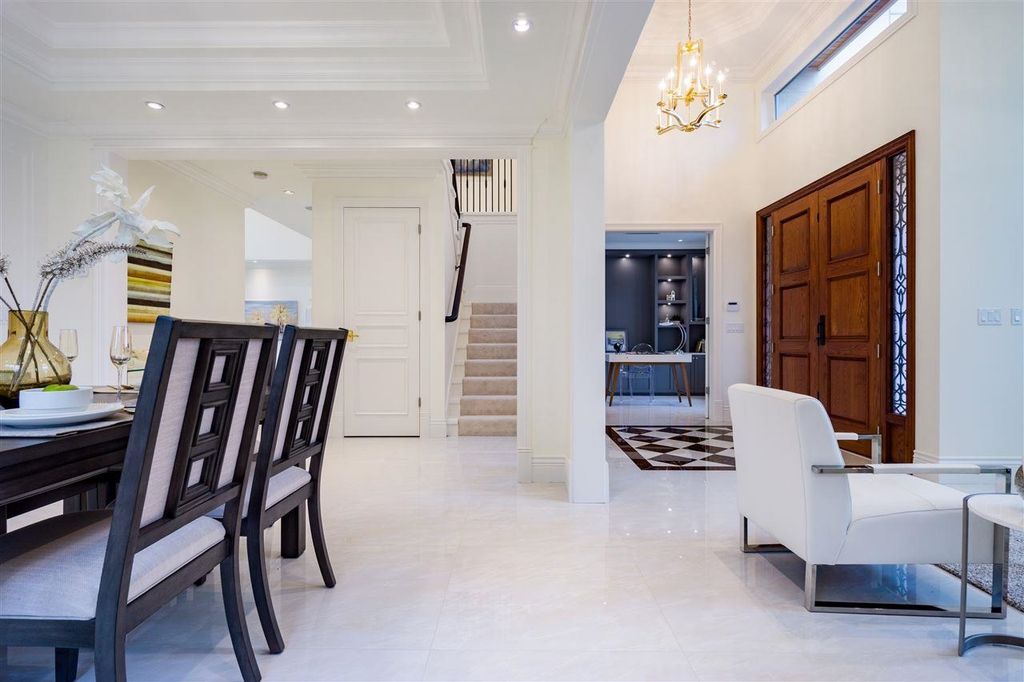 listing image 1107217408323785245