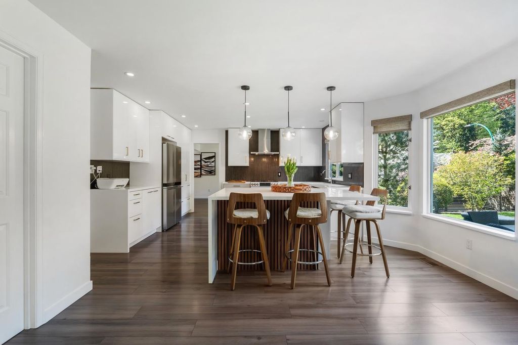 listing image 1100413216207185948