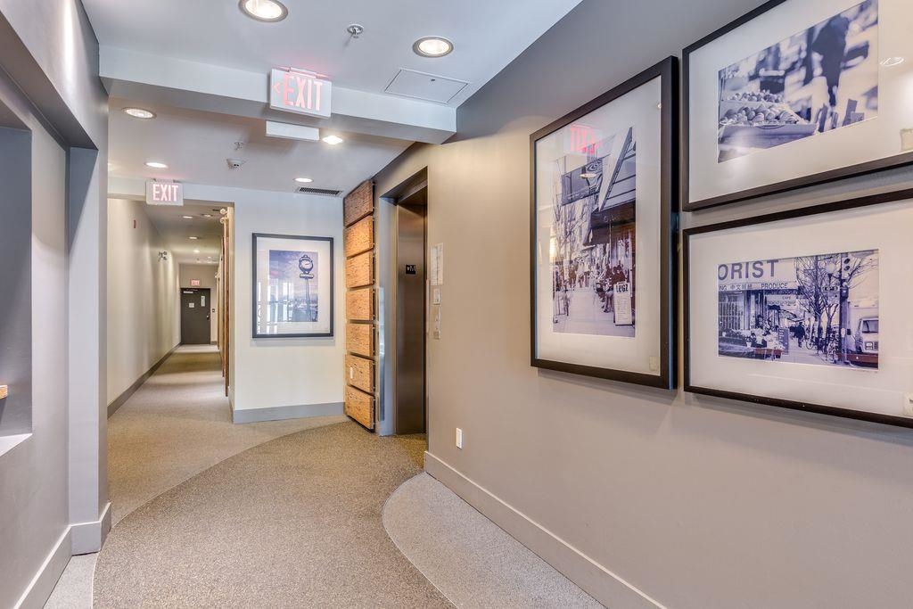 205 E 10th Avenue 208