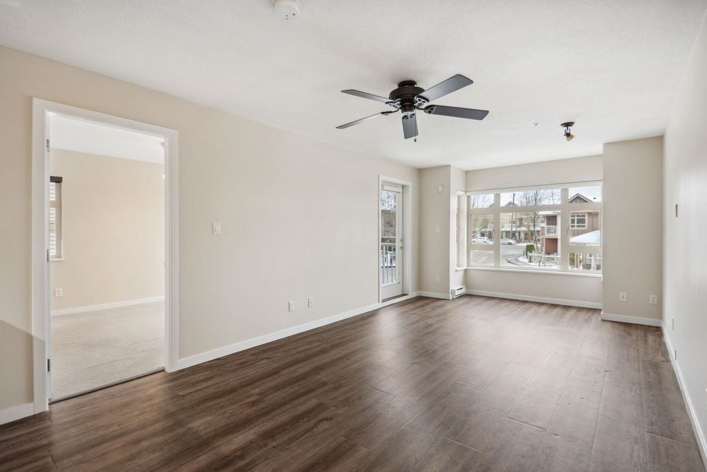 listing image 1109254712185494616