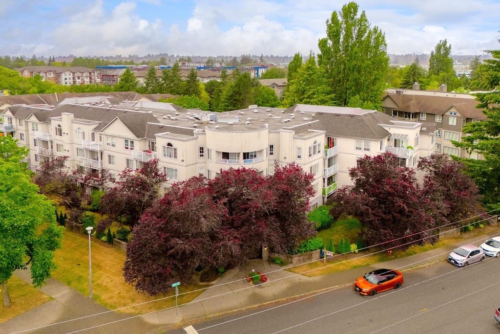Photo of 5465 201 Street #212, Langley, BC V3A 1P8 (MLS # R3142078)