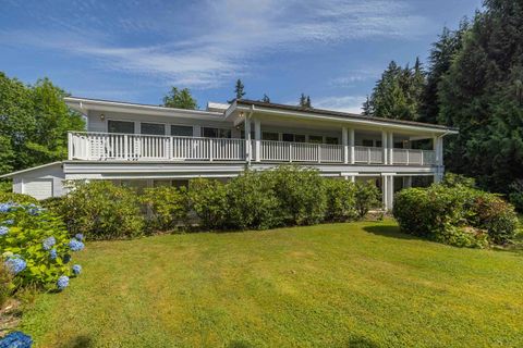 26307 Grant Avenue Maple Ridge BC V2W 1H2