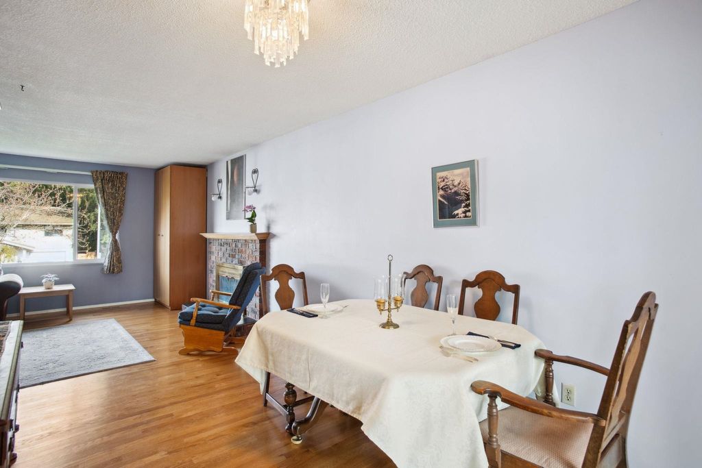 listing image 1106717091040145842