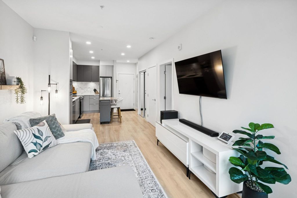 listing image 1109389054231187729