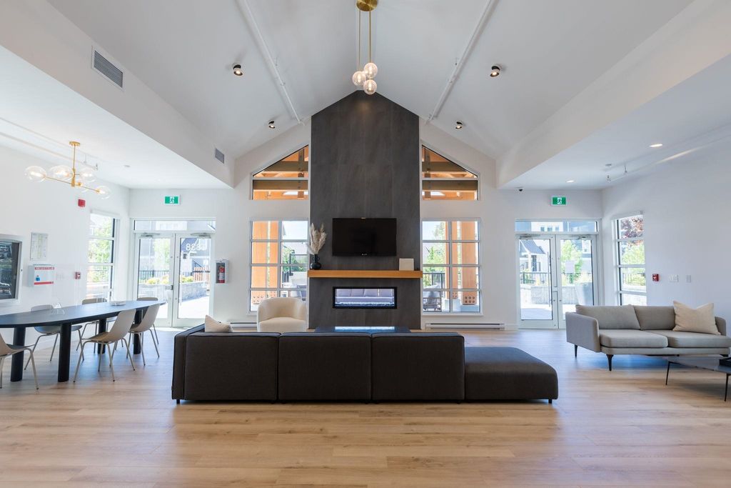 listing image 1105765733125970866