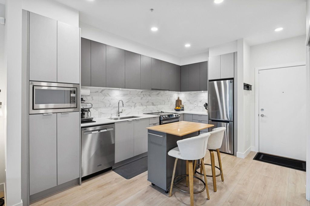 listing image 1108348382963504087