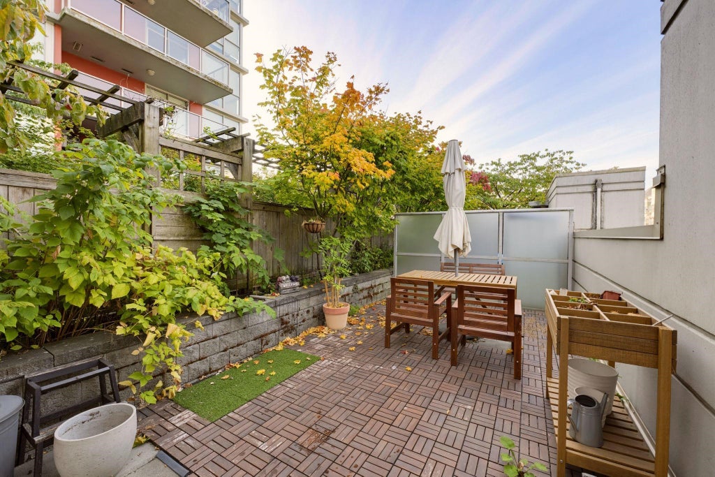TH7-125 COLUMBIA STREET, NEW WESTMINSTER, BC V3L 0G8 - Image 4265169537.jpeg?d=l