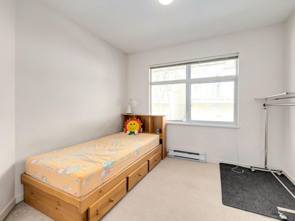 listing image 1105663283186908064