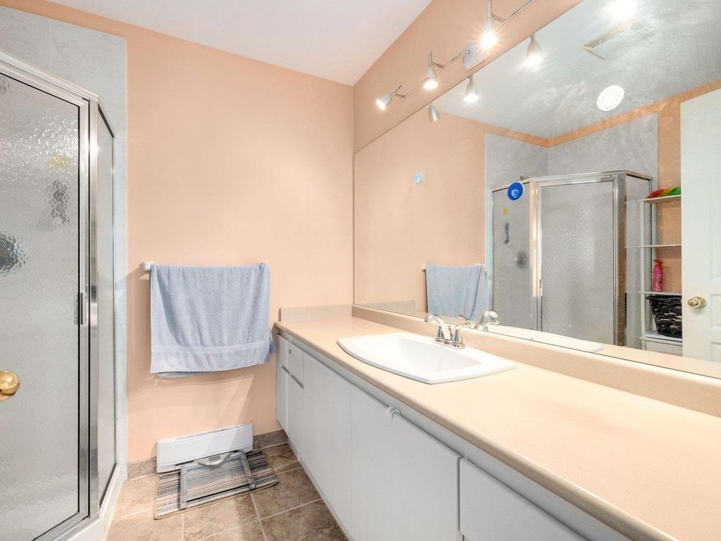 listing image 1102295613311102943
