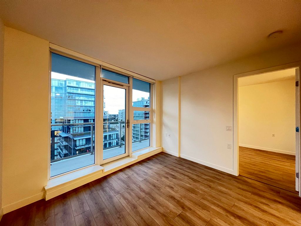 listing image 1101198653031187369