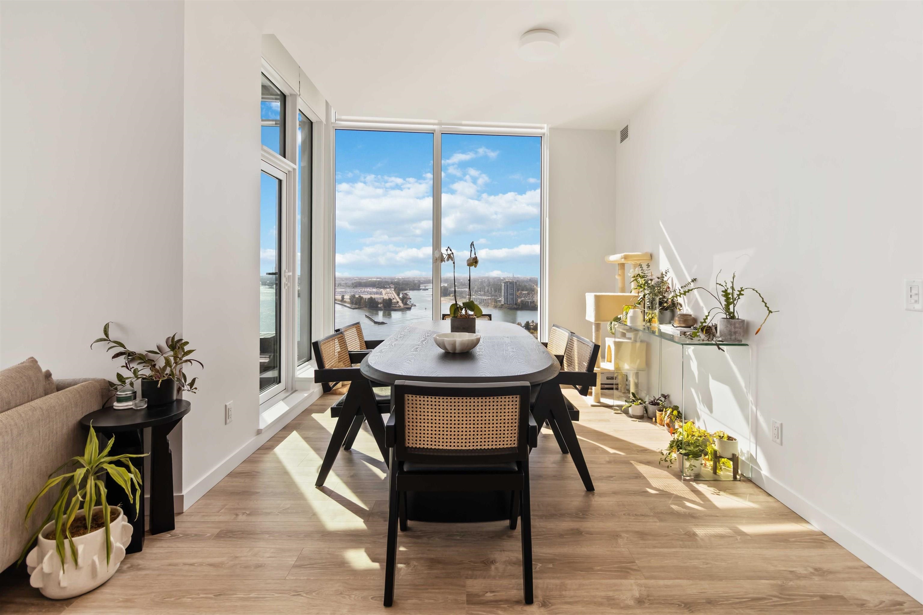 680 Quayside Drive 2508