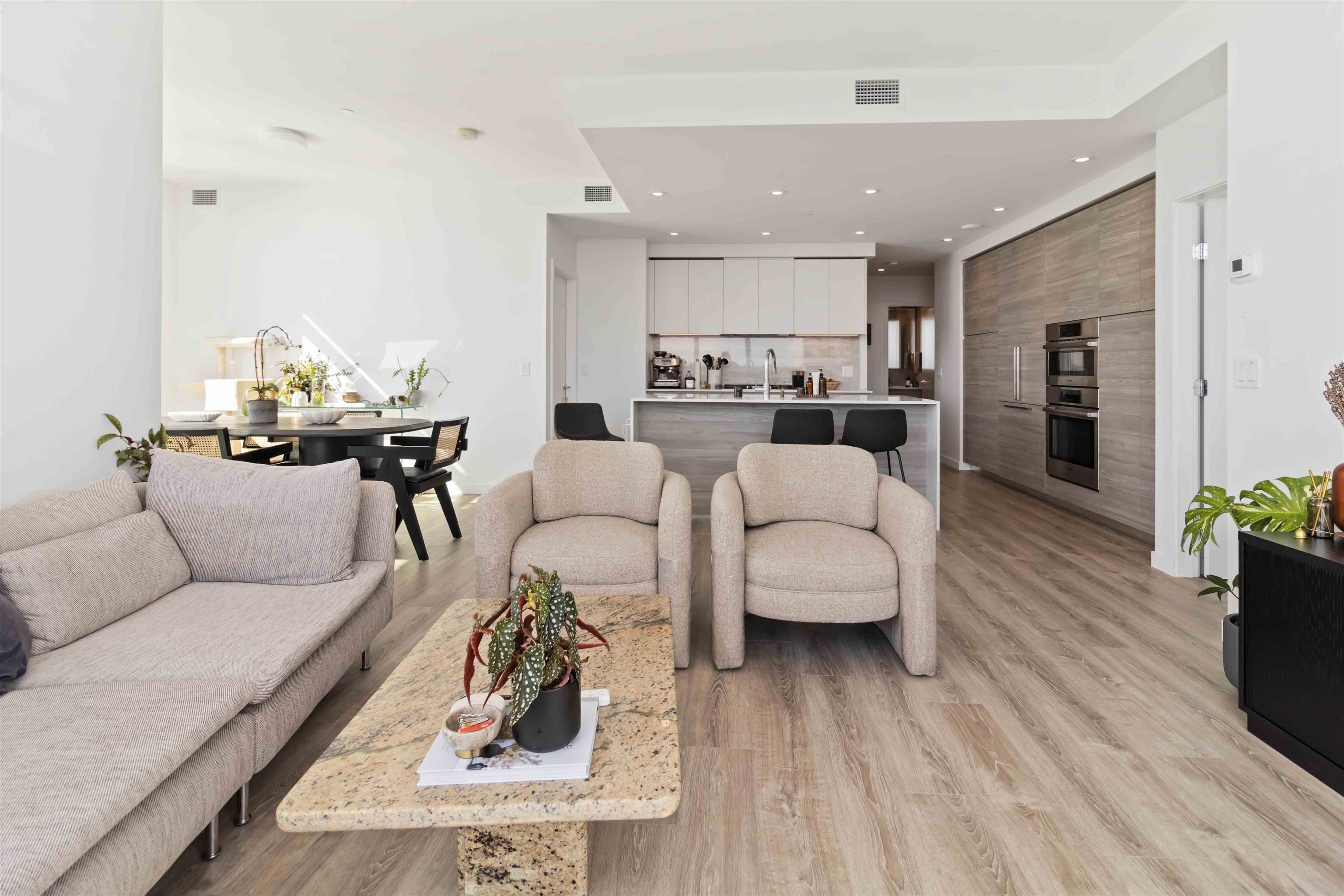 680 Quayside Drive 2508