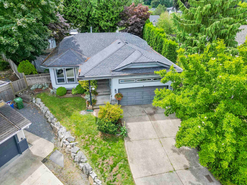 Photo of 2655 Chapman Place, Abbotsford, BC V2S 7J2 (MLS # R3145517)