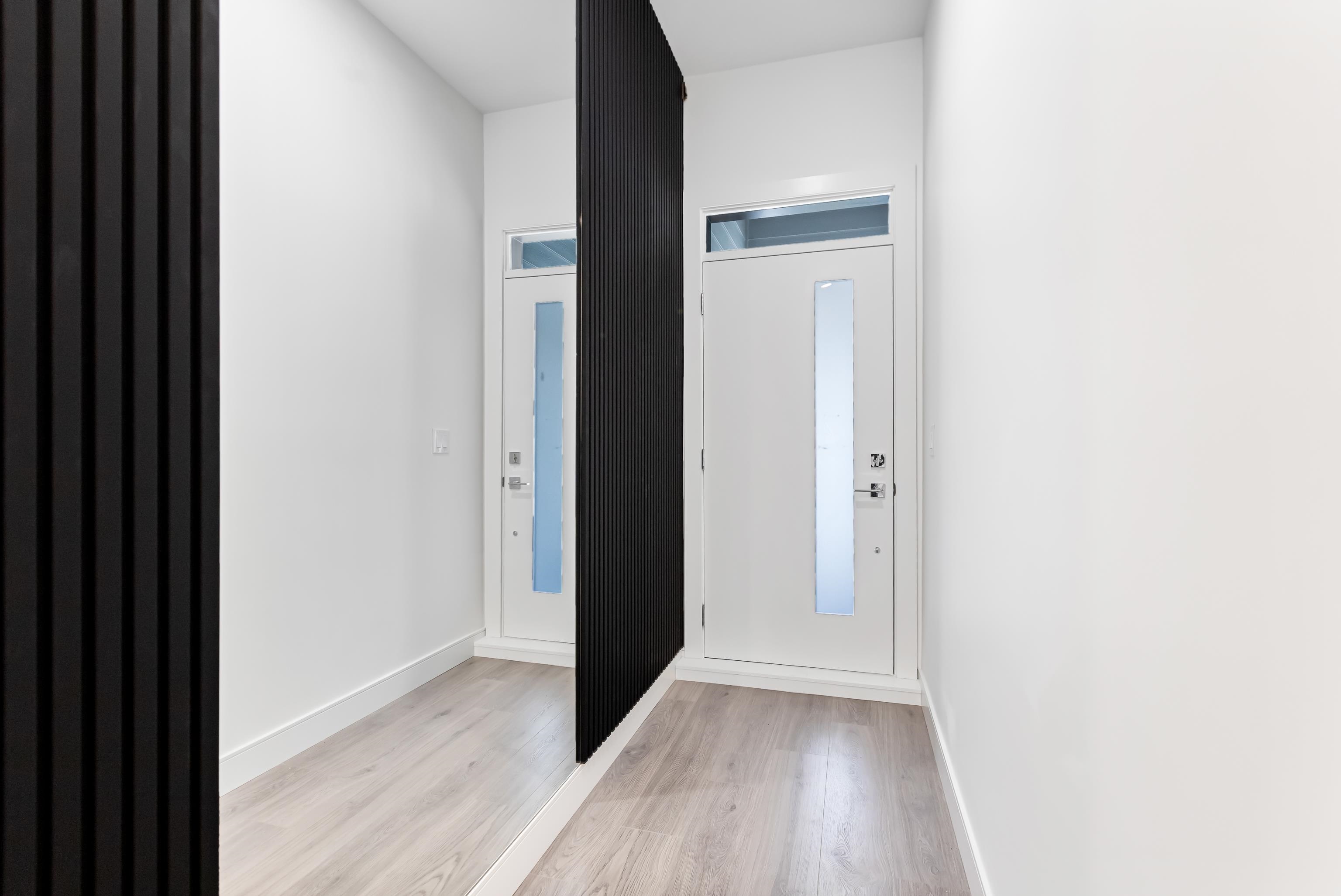 23697 Fern Crescent 27