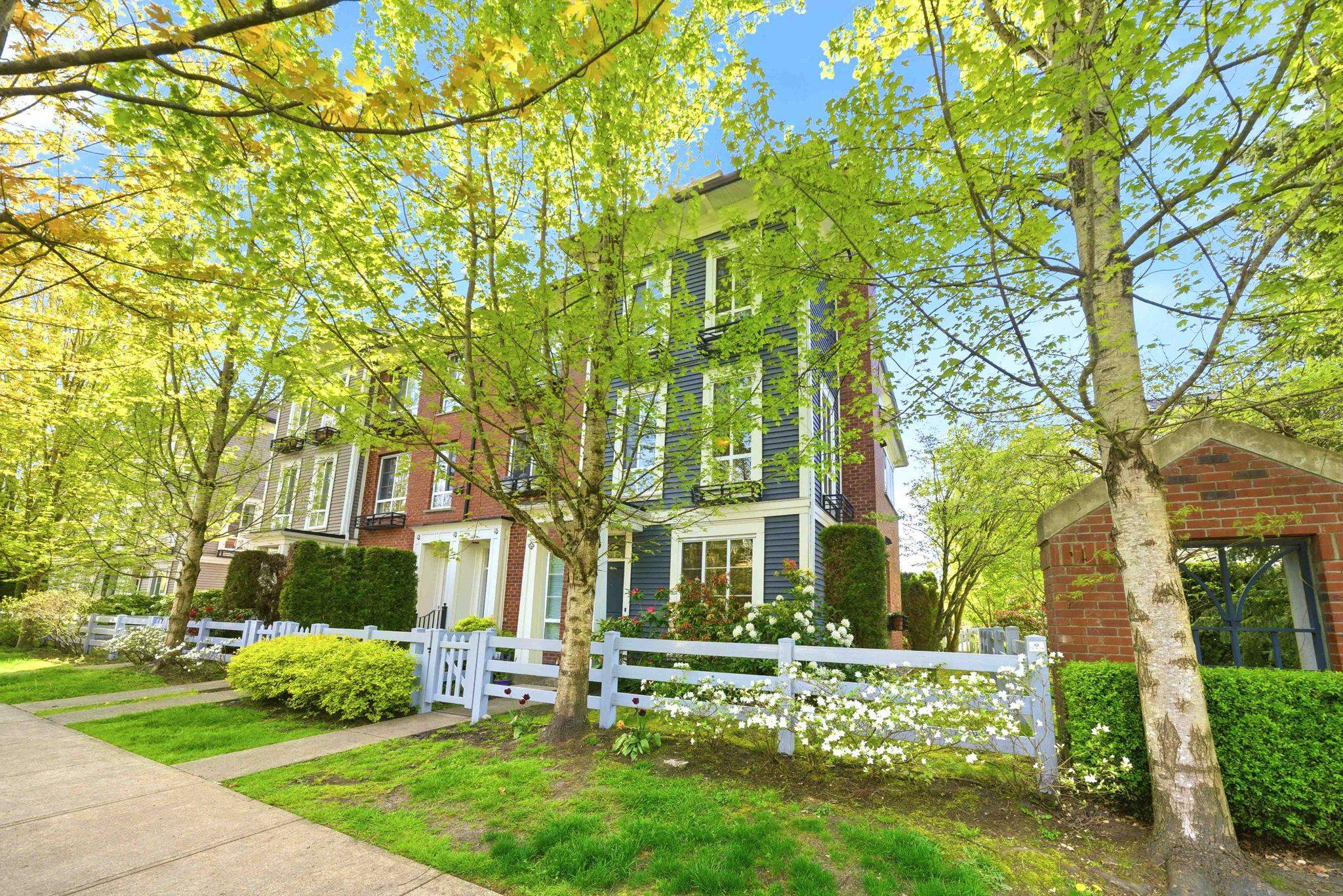 2423 Avon Place 1