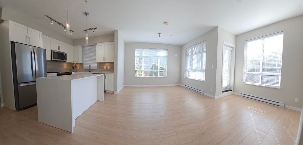 Photo of 20211 66 Avenue #E208, Langley, BC V2Y 0L4 (MLS # R3159320)