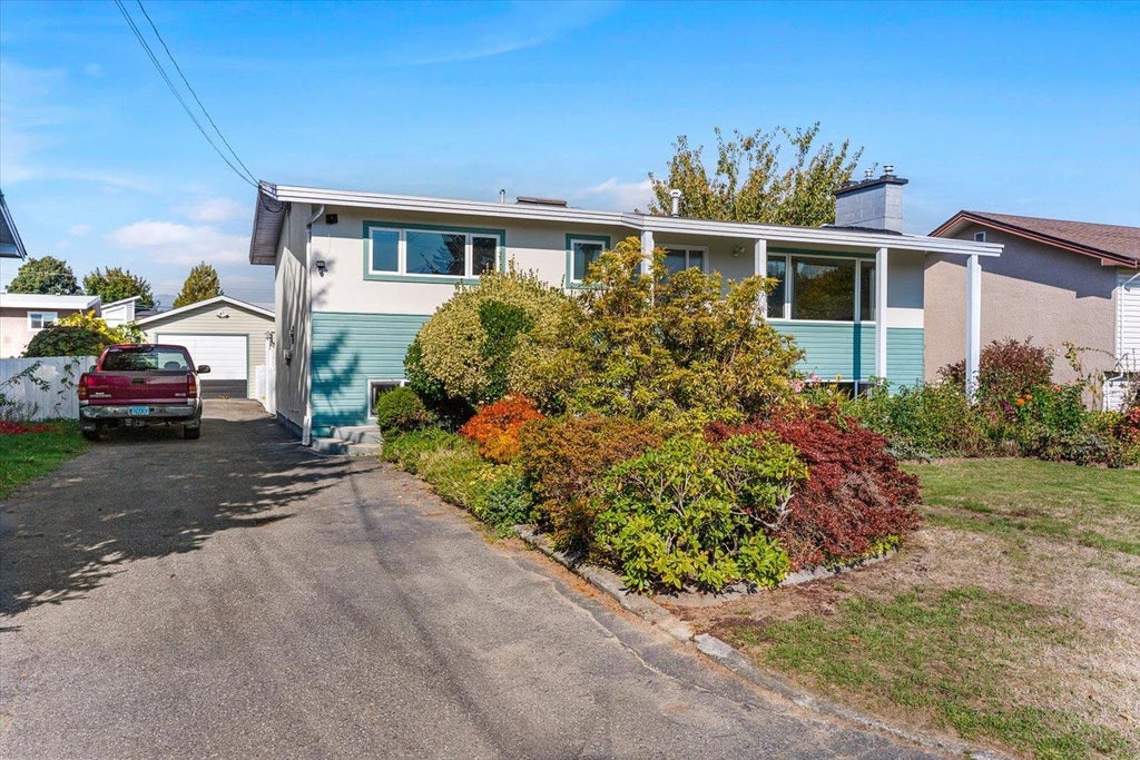 Photo of 46705 Emerald Drive, Chilliwack, BC V2P 3V4 (MLS # R3173554)