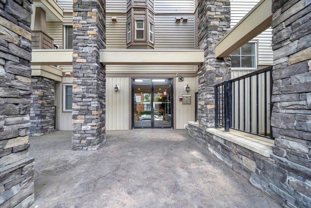 Photo of 5454 198 Street #210, Langley, BC V3A 1G2 (MLS # R3152294)
