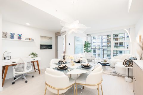 13778 100 Avenue 1608 Surrey BC V3T 0V3