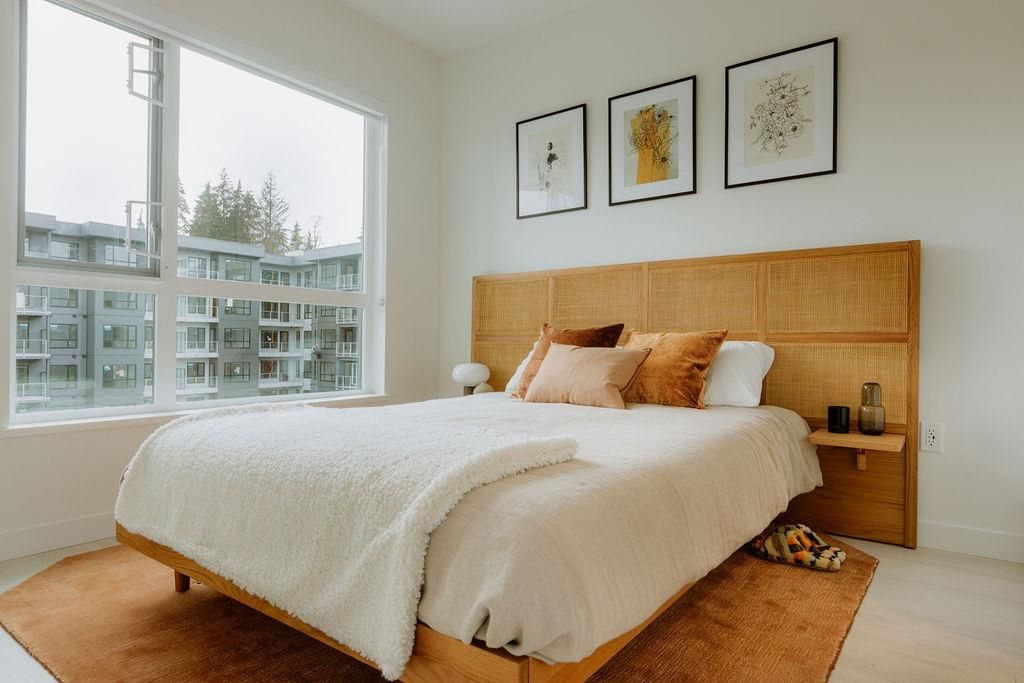 listing image 1106369404217414750