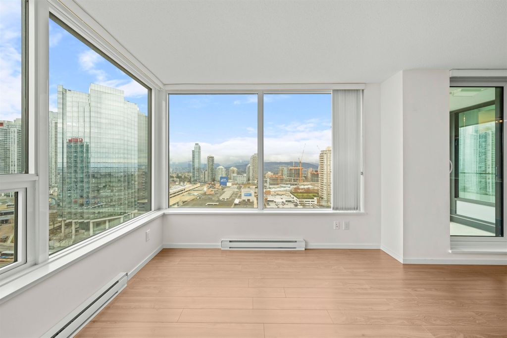 listing image 1100764513530236146