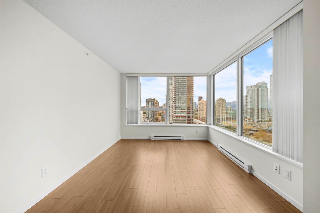 listing image 1104037056226850897