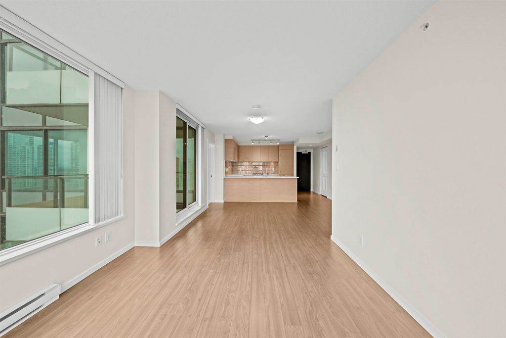 listing image 1103591257637247905