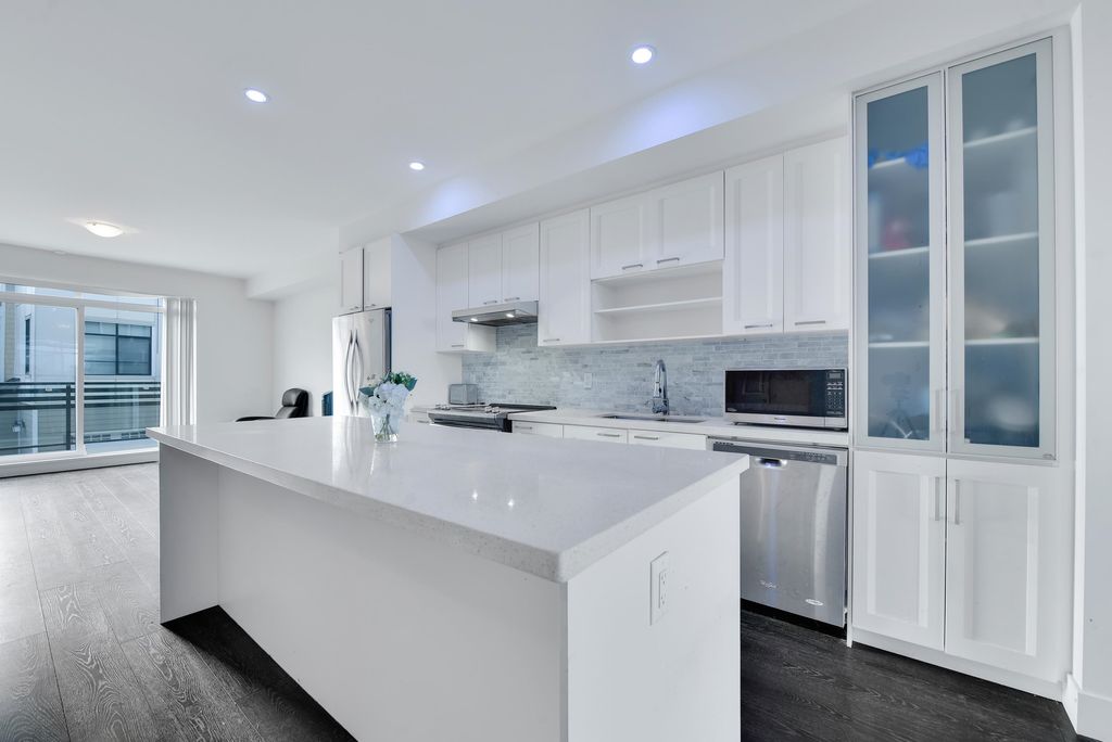 listing image 1103928517923171532