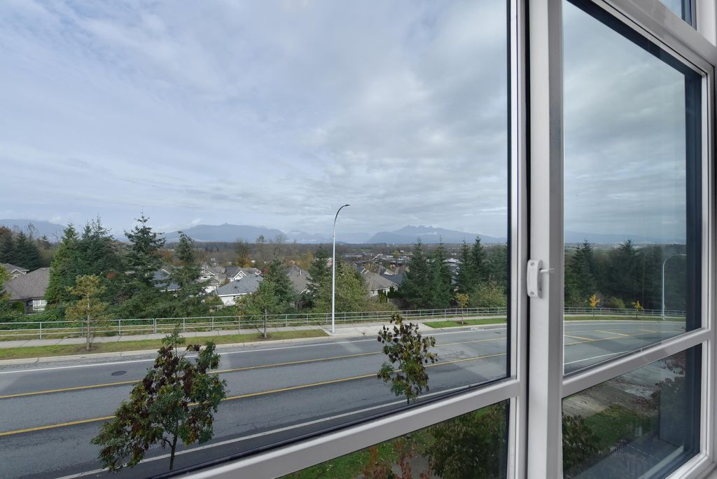 listing image 1101249815177659692