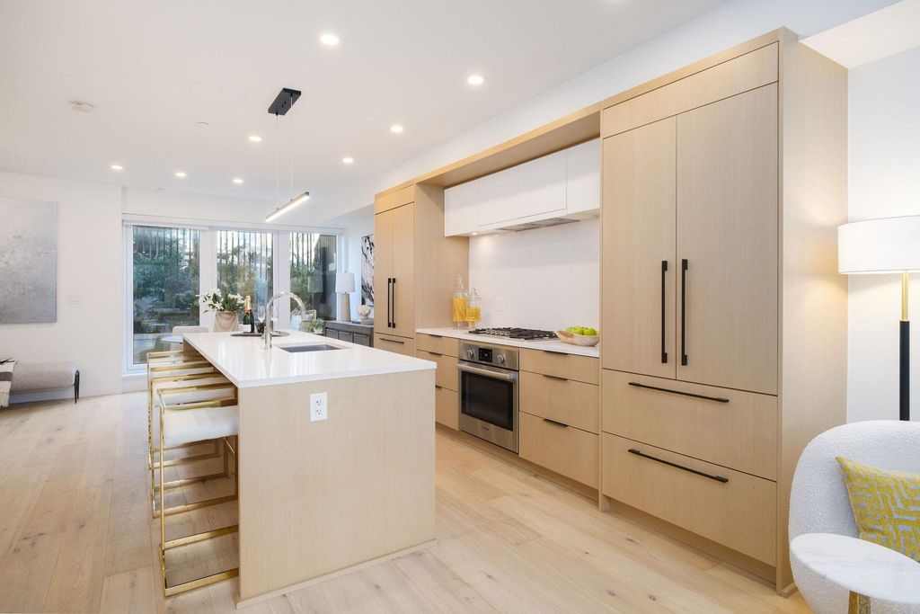 listing image 1105236628234937108