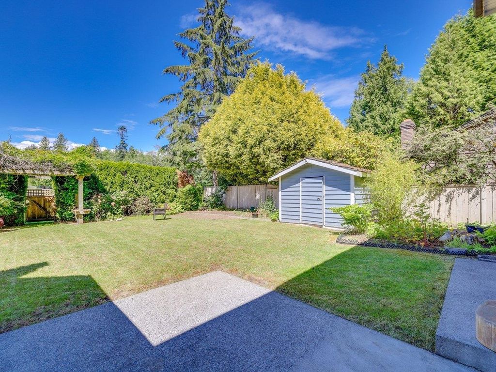 listing image 1102695548923796309