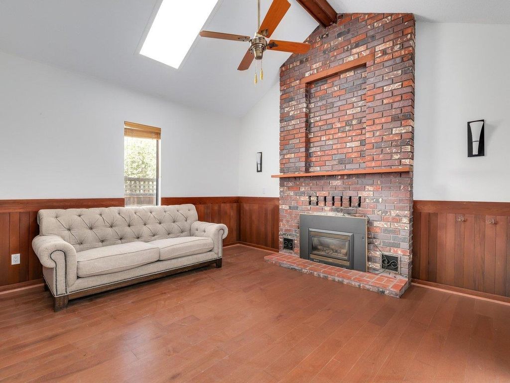 listing image 1108891512658047826