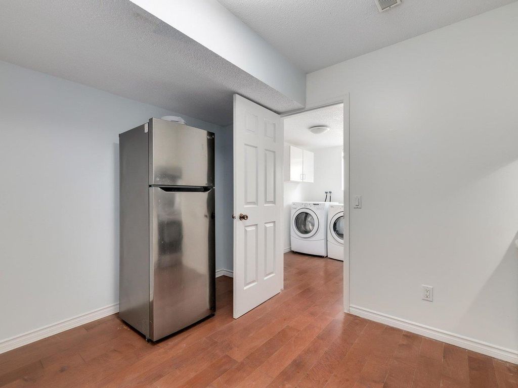 listing image 1107082262142918987