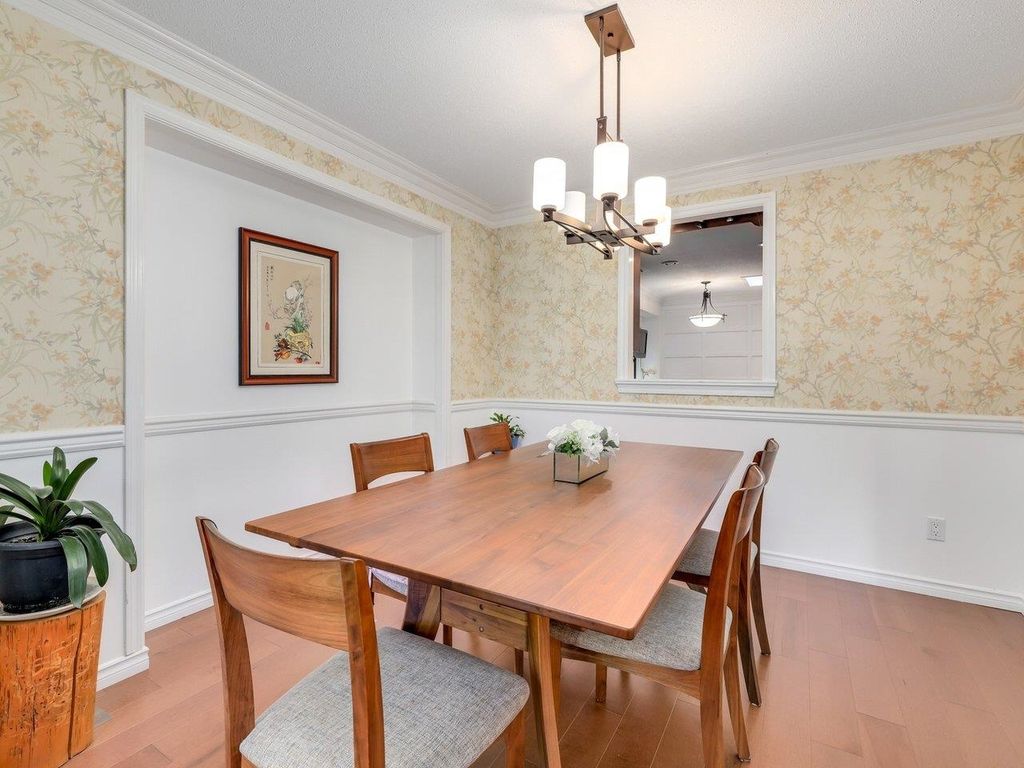 listing image 1103574276078117094