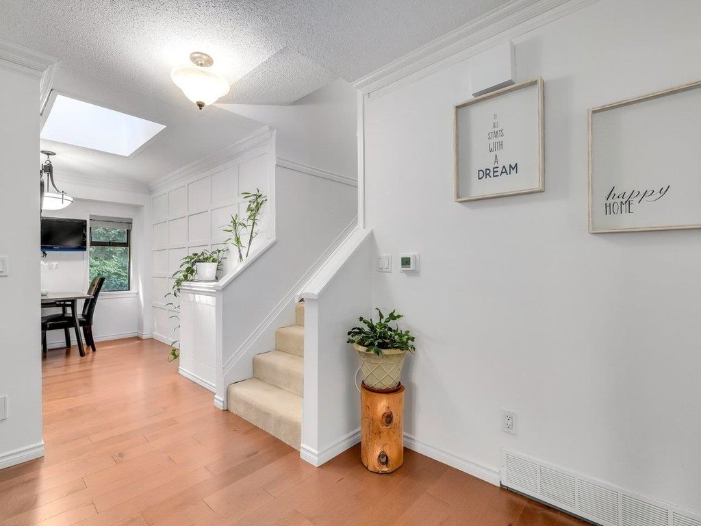 listing image 1107876707925584058