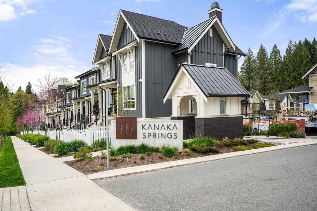 Photo of 24951 112 Street #154, Maple Ridge, BC V2W 1Z6 (MLS # R3115039)