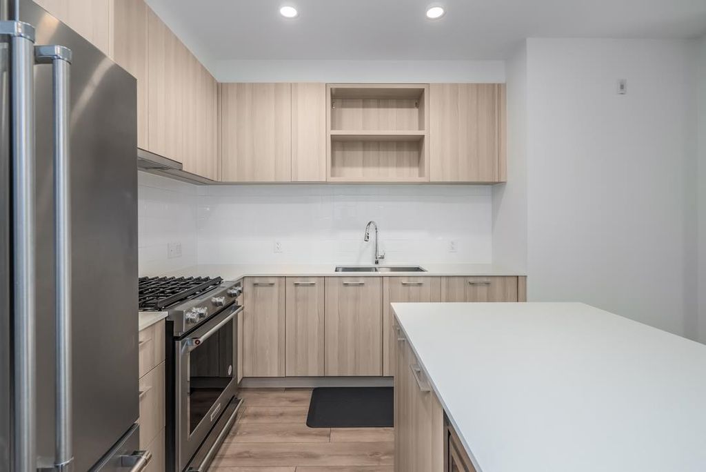 listing image 1100847487927873912