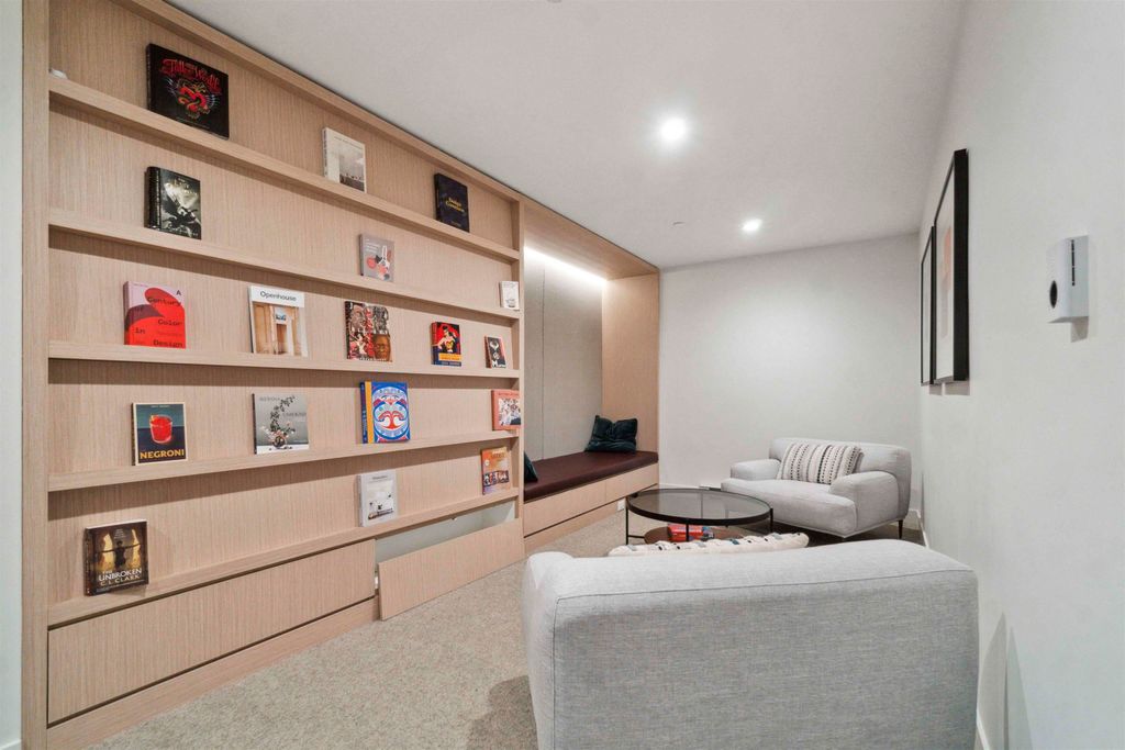 listing image 1105395140980931578