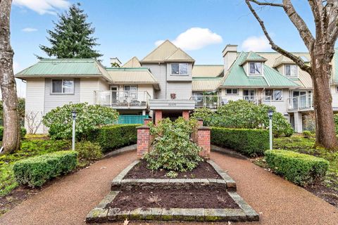 22275 123 Avenue 101 Maple Ridge BC V2X 4E1