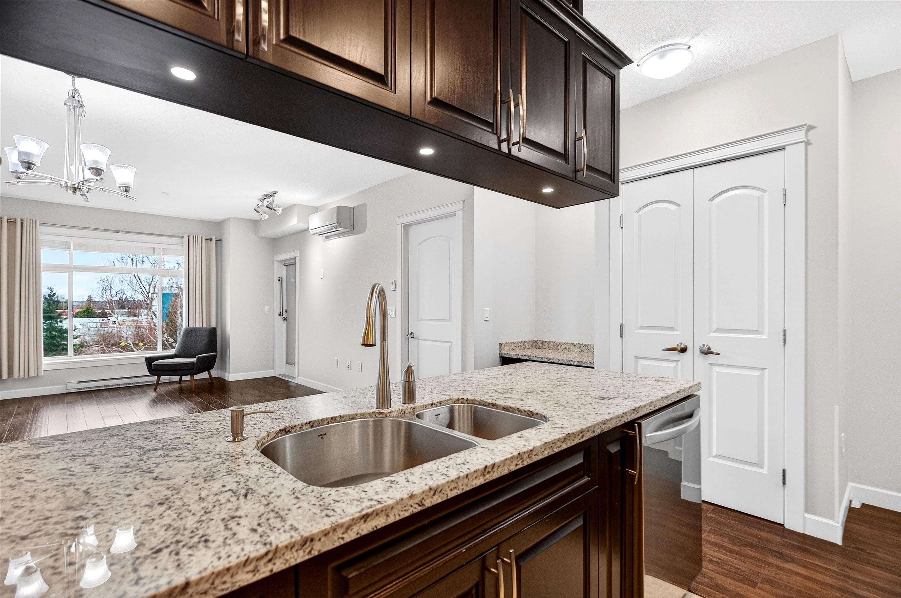 12635 190a Street 306