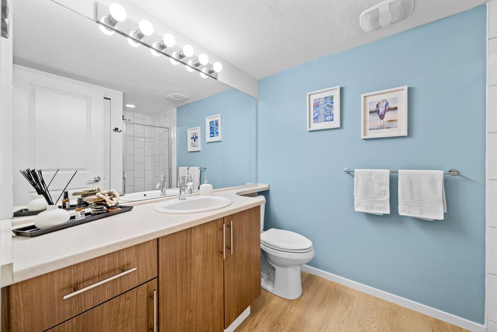 listing image 1100776470643464204