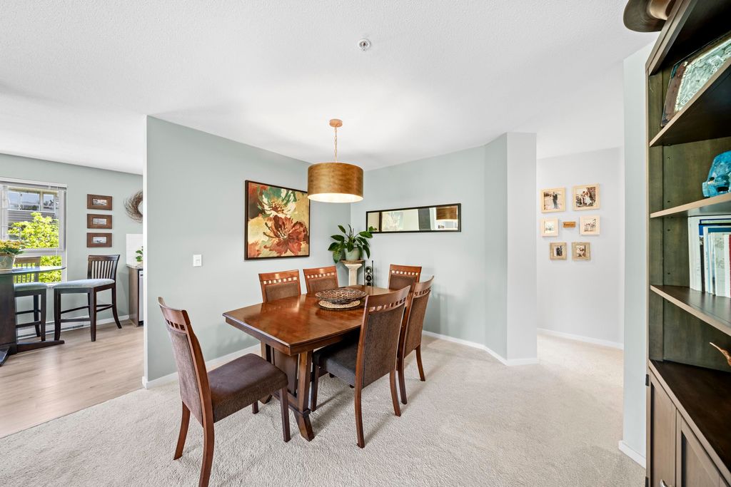 listing image 1100628094884373708