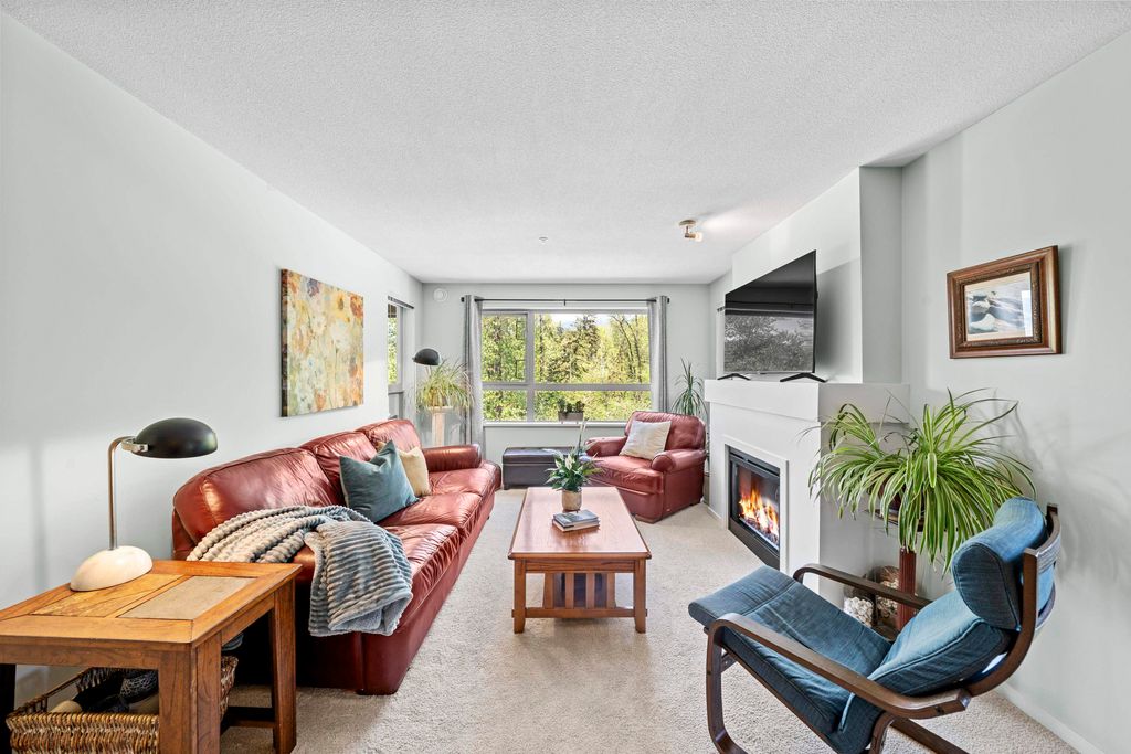 listing image 1103328417301328903