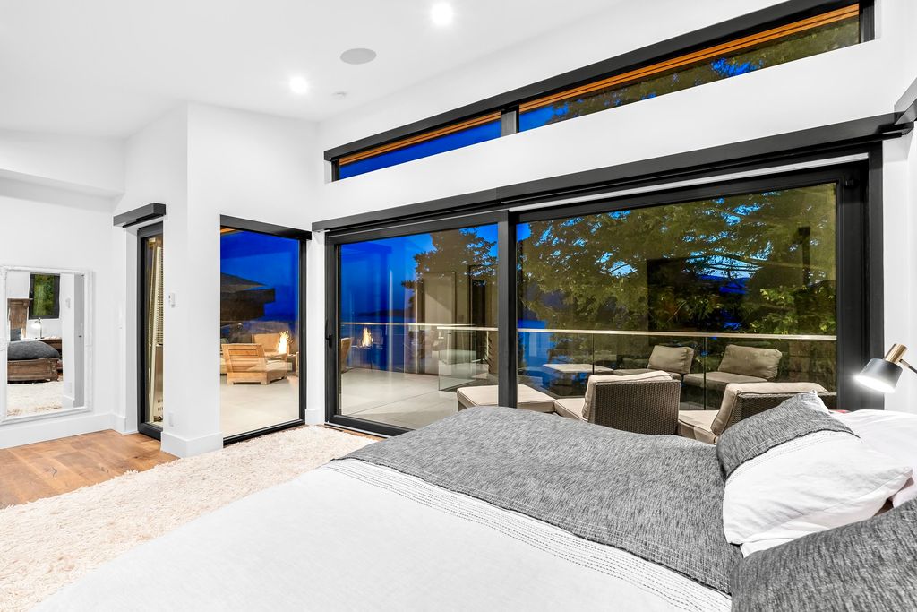 listing image 1109792370299202256