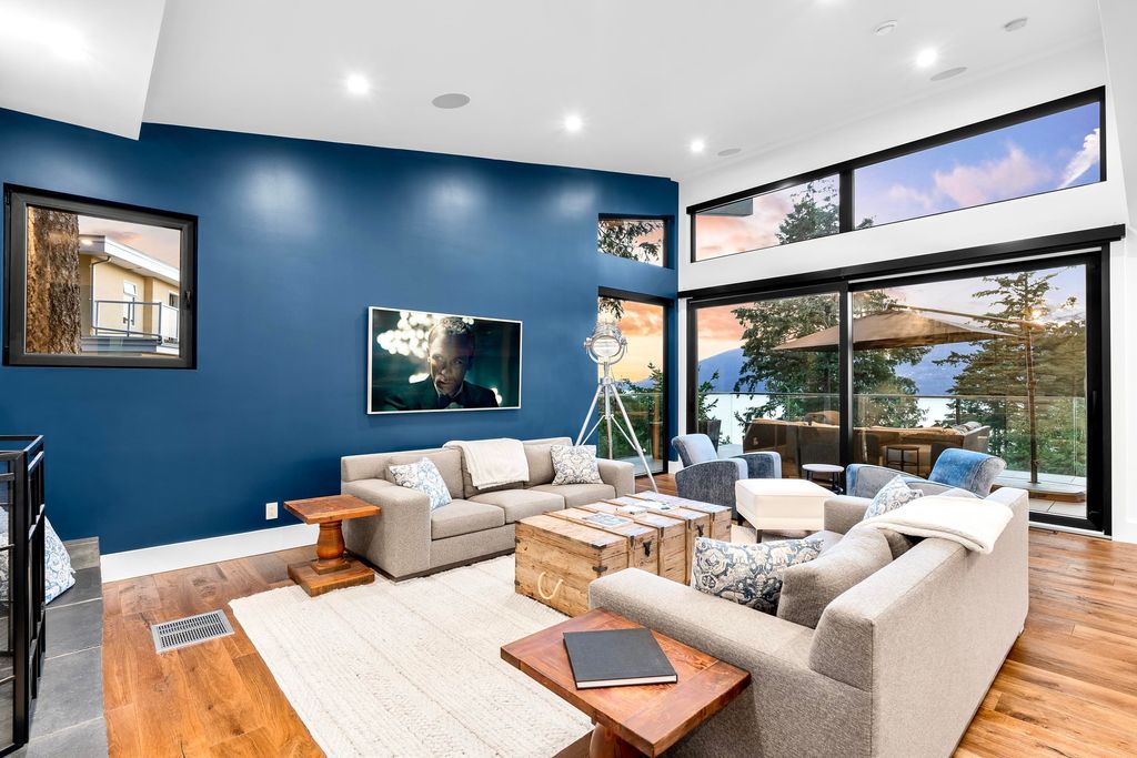 listing image 1105136236336920299